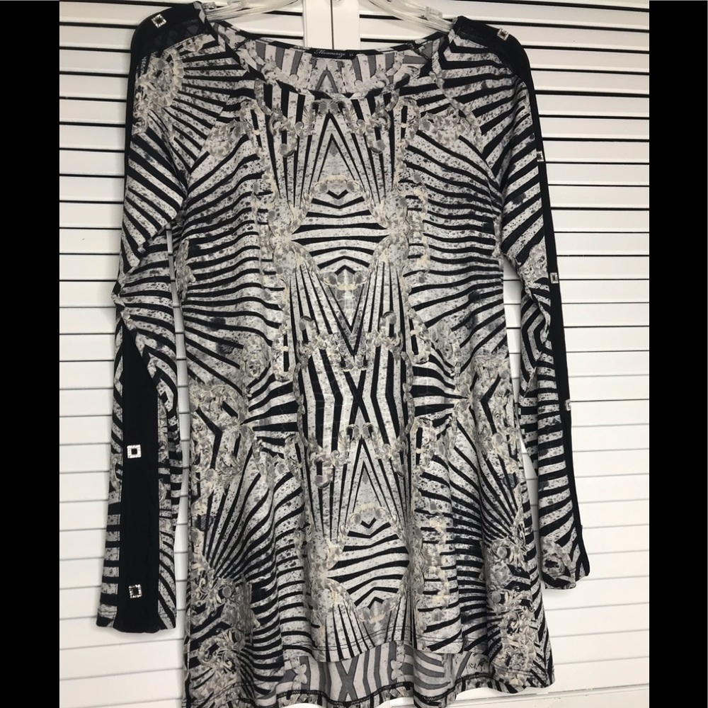 🌺Mesmerize Blouse🌺